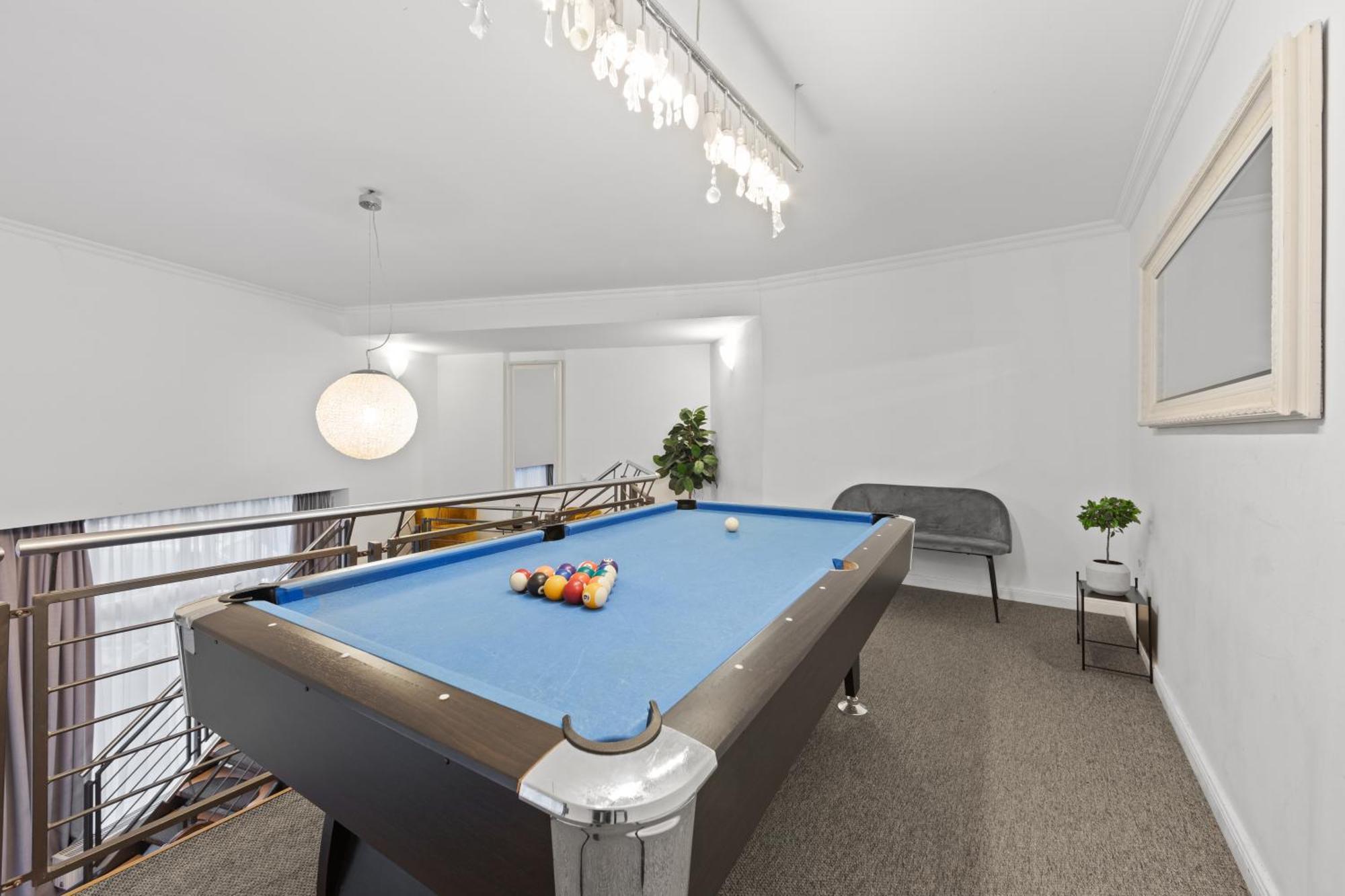 Big Family Apartment Berlin Treptower Park エクステリア 写真